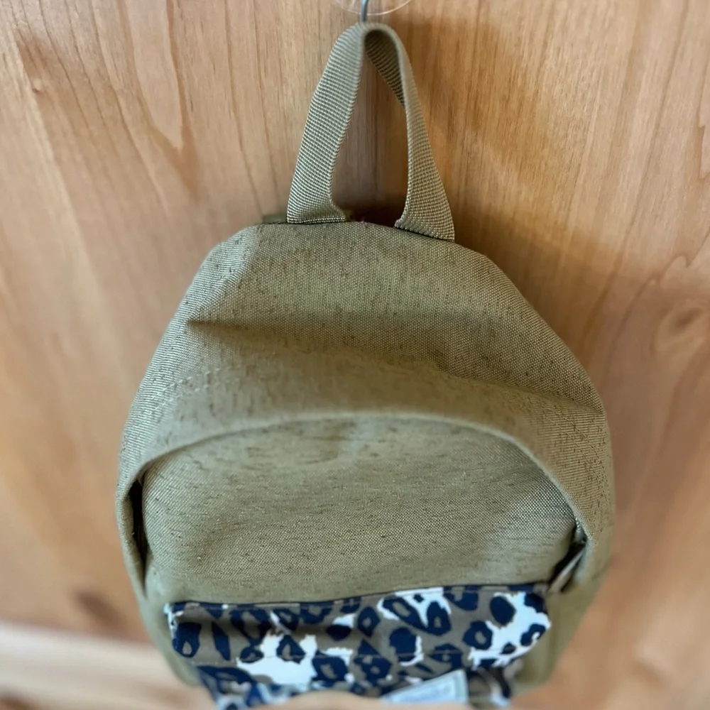 Herschel Little America Mid Volume 17L Backpack Tan Leopard NWOT
